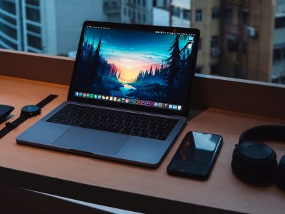 VPS szerver, laptop kilátással